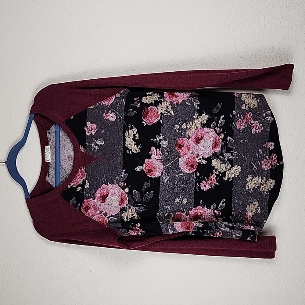 Maurices Floral Long Sleeve Knit Top